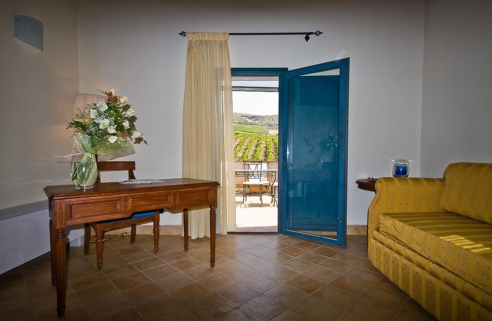 Hotel Relais Angimbe كالاتافيمي المظهر الخارجي الصورة