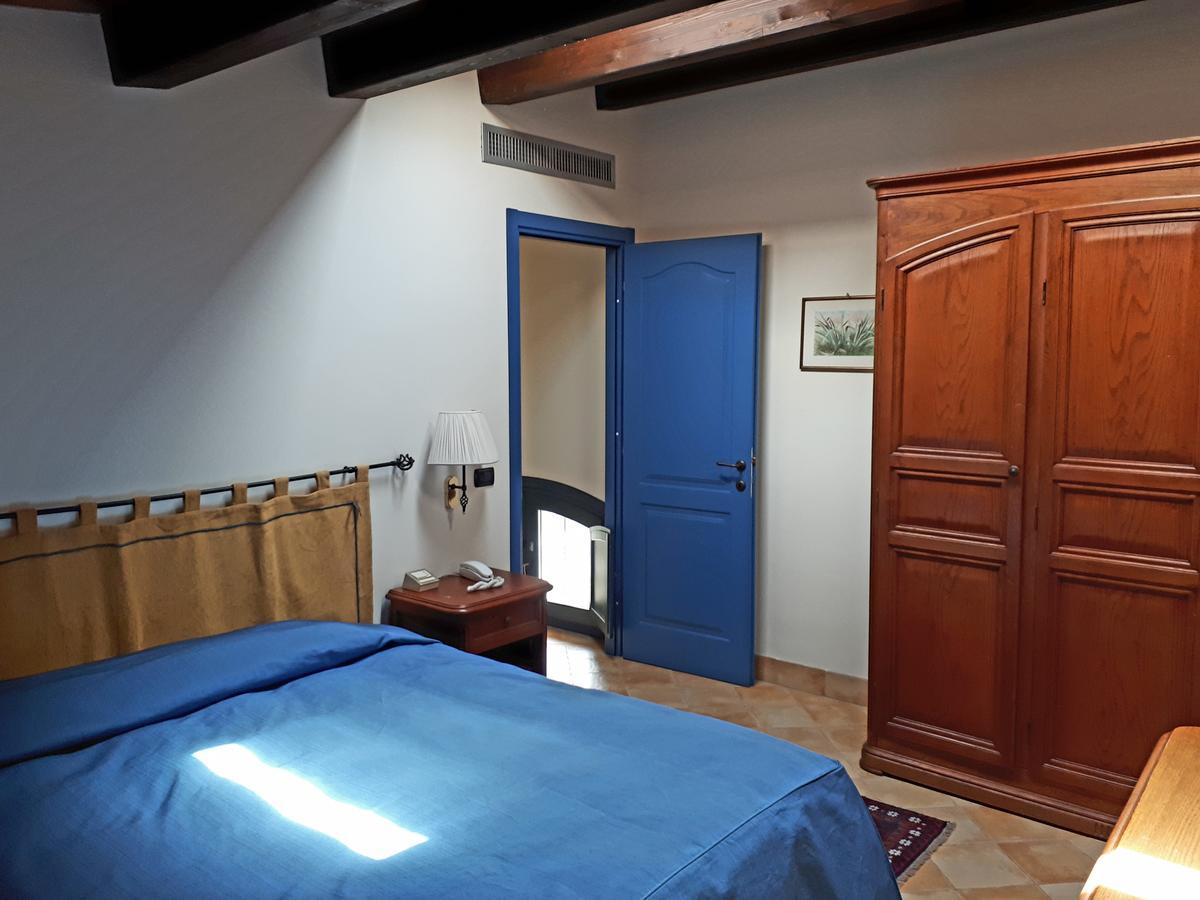 Hotel Relais Angimbe كالاتافيمي المظهر الخارجي الصورة