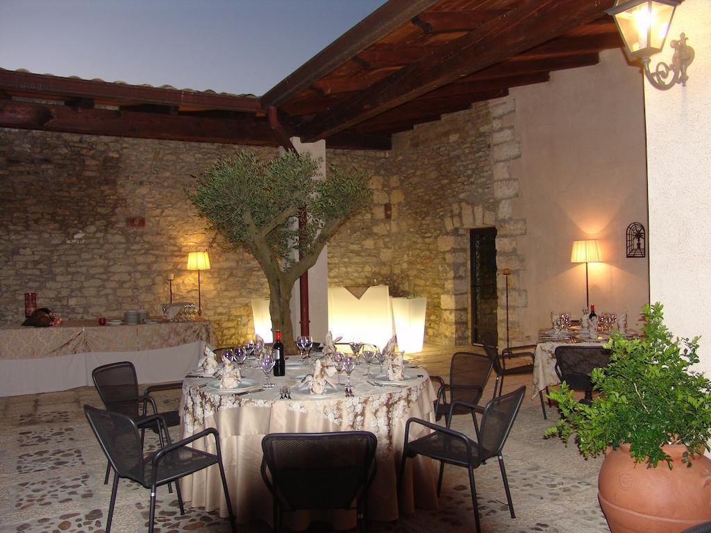 Hotel Relais Angimbe كالاتافيمي المظهر الخارجي الصورة