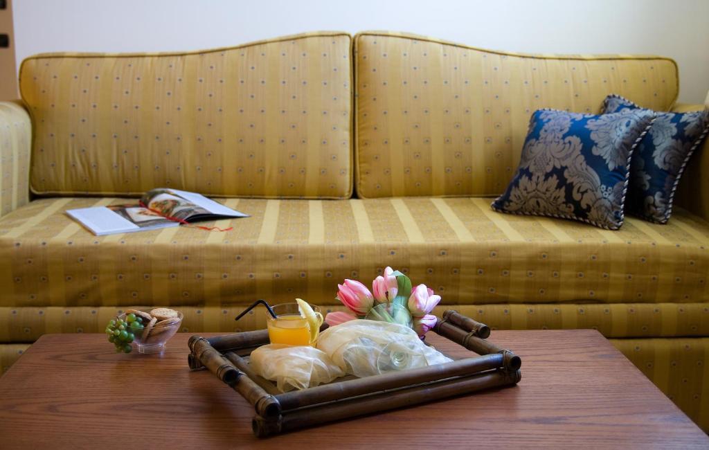 Hotel Relais Angimbe كالاتافيمي المظهر الخارجي الصورة